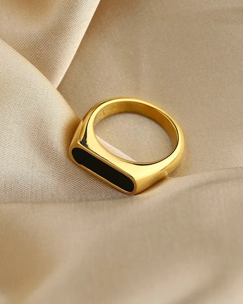 Onyx Ring