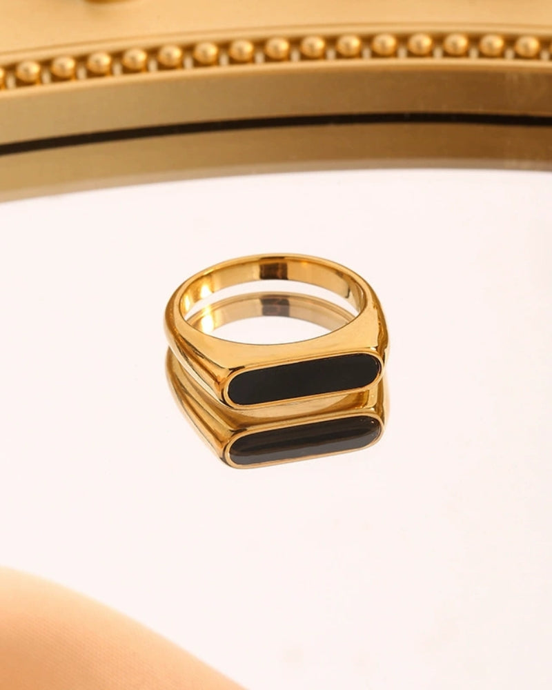 Onyx Ring