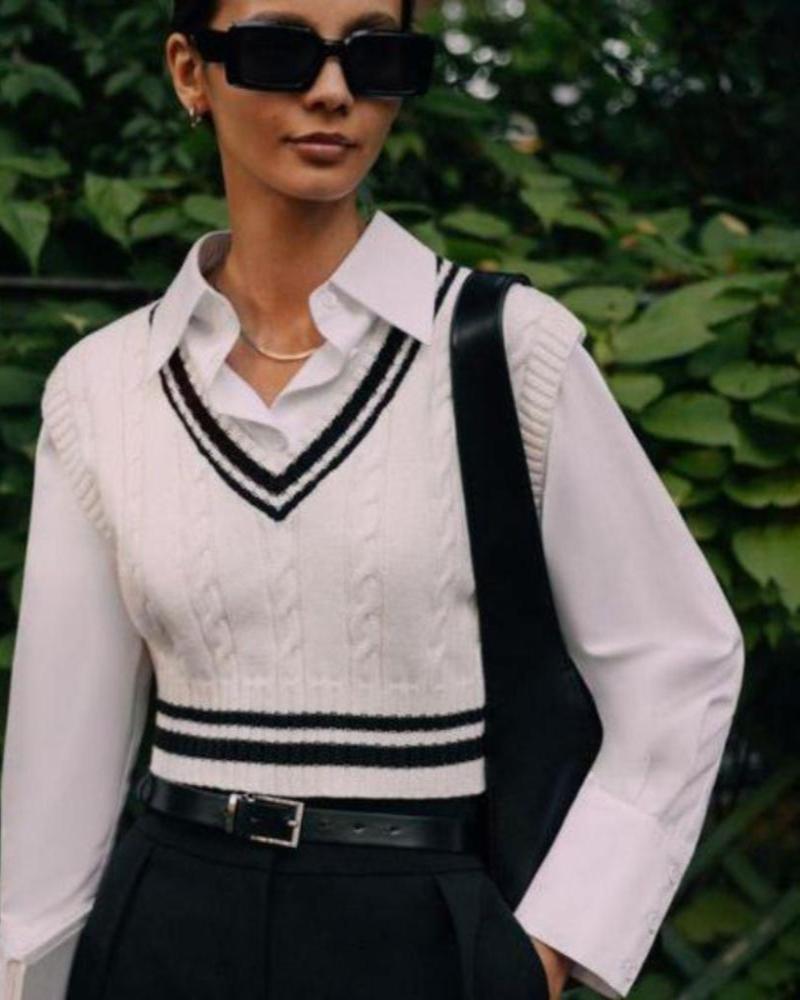 Elegant Women's Cashmere Sweater Vest